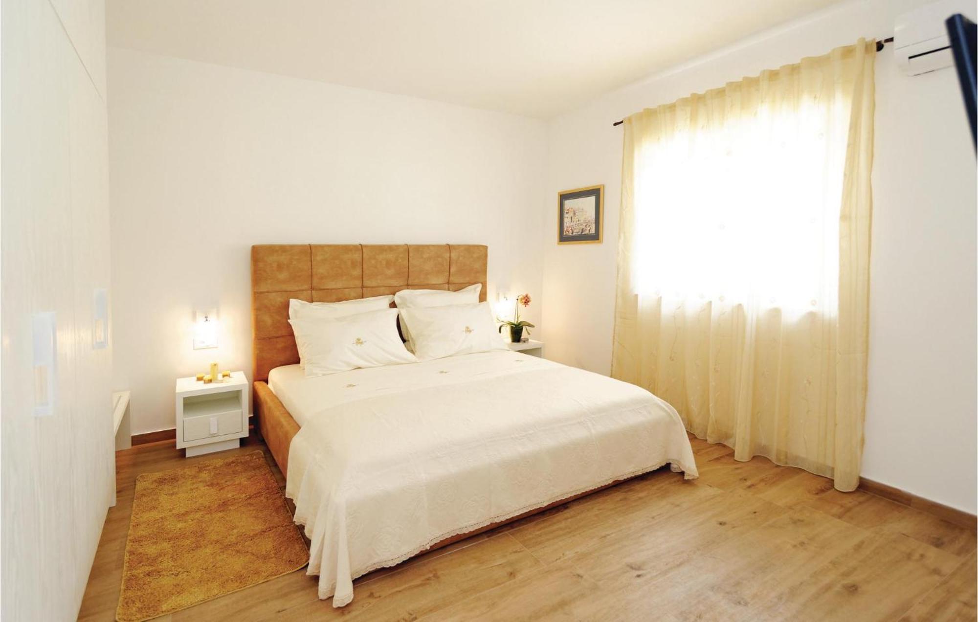 Lovely Home In Sibenik With Wifi المظهر الخارجي الصورة